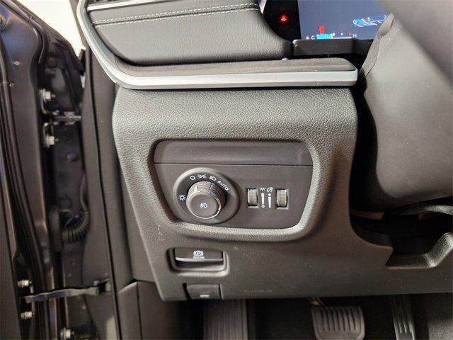 new 2025 Jeep Grand Cherokee car, priced at $34,751