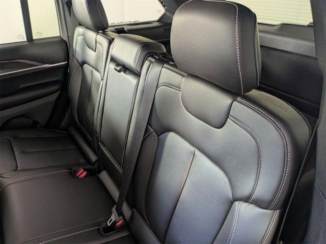 new 2025 Jeep Grand Cherokee car, priced at $40,051