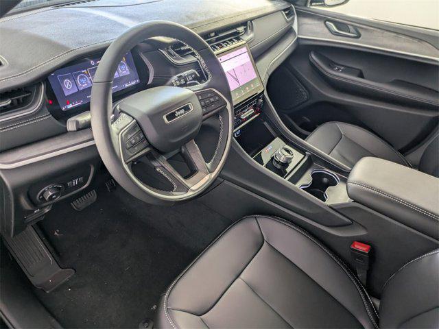 new 2025 Jeep Grand Cherokee car, priced at $40,051