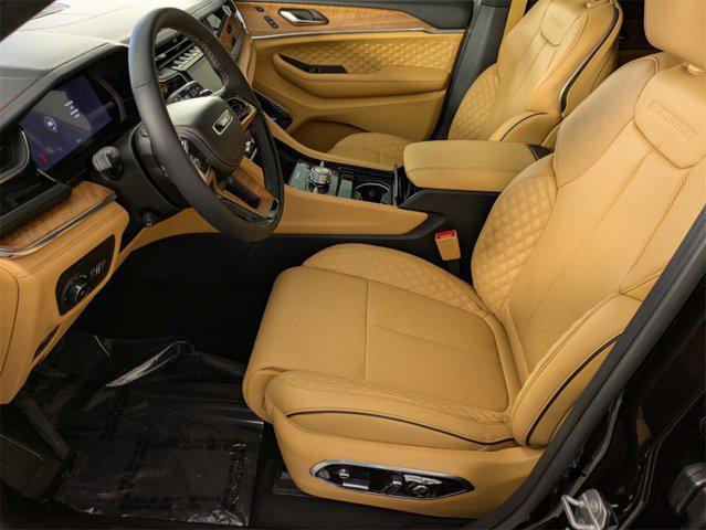 new 2025 Jeep Grand Cherokee L car, priced at $61,898