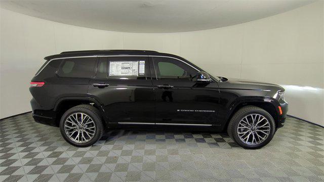 new 2025 Jeep Grand Cherokee L car, priced at $61,898