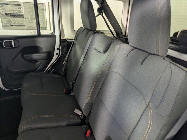 new 2025 Jeep Wrangler car, priced at $47,014