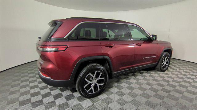 used 2024 Jeep Grand Cherokee car, priced at $28,555