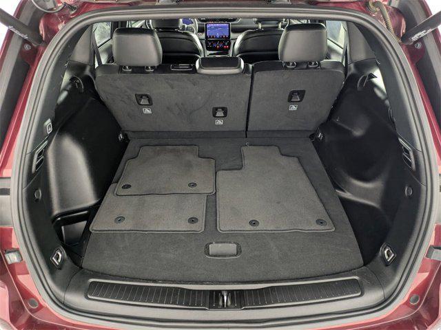 used 2024 Jeep Grand Cherokee car, priced at $28,555