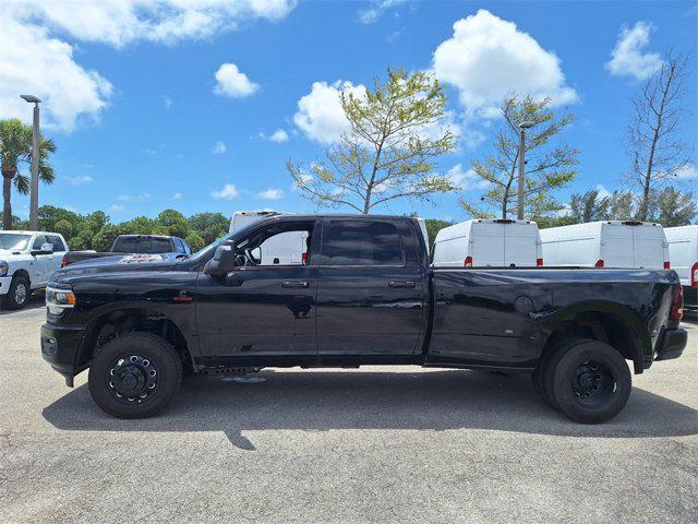 new 2024 Ram 3500 car, priced at $76,977