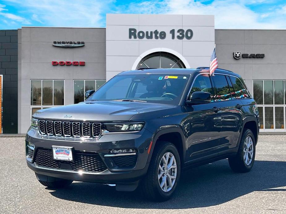 used 2022 Jeep Grand Cherokee car, priced at $35,295