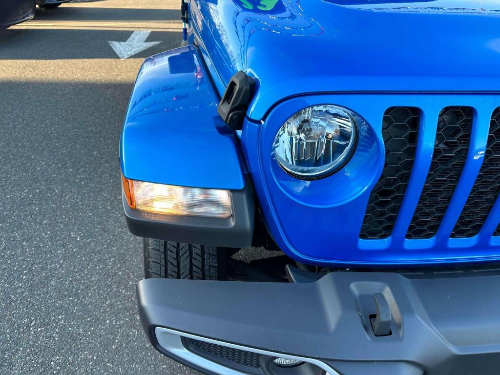 used 2023 Jeep Gladiator car, priced at $31,495