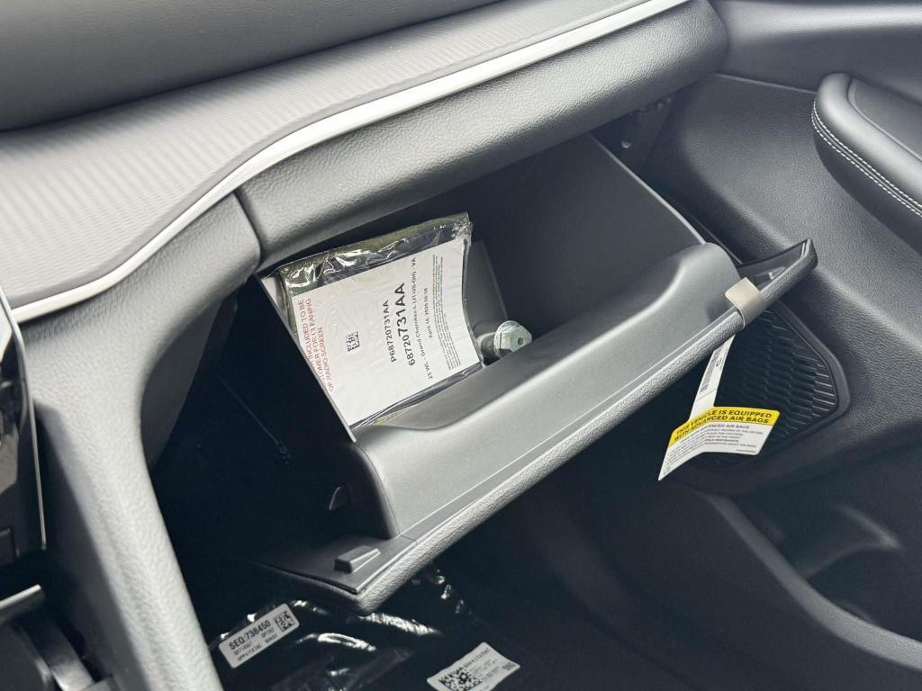 new 2025 Jeep Grand Cherokee L car, priced at $46,875