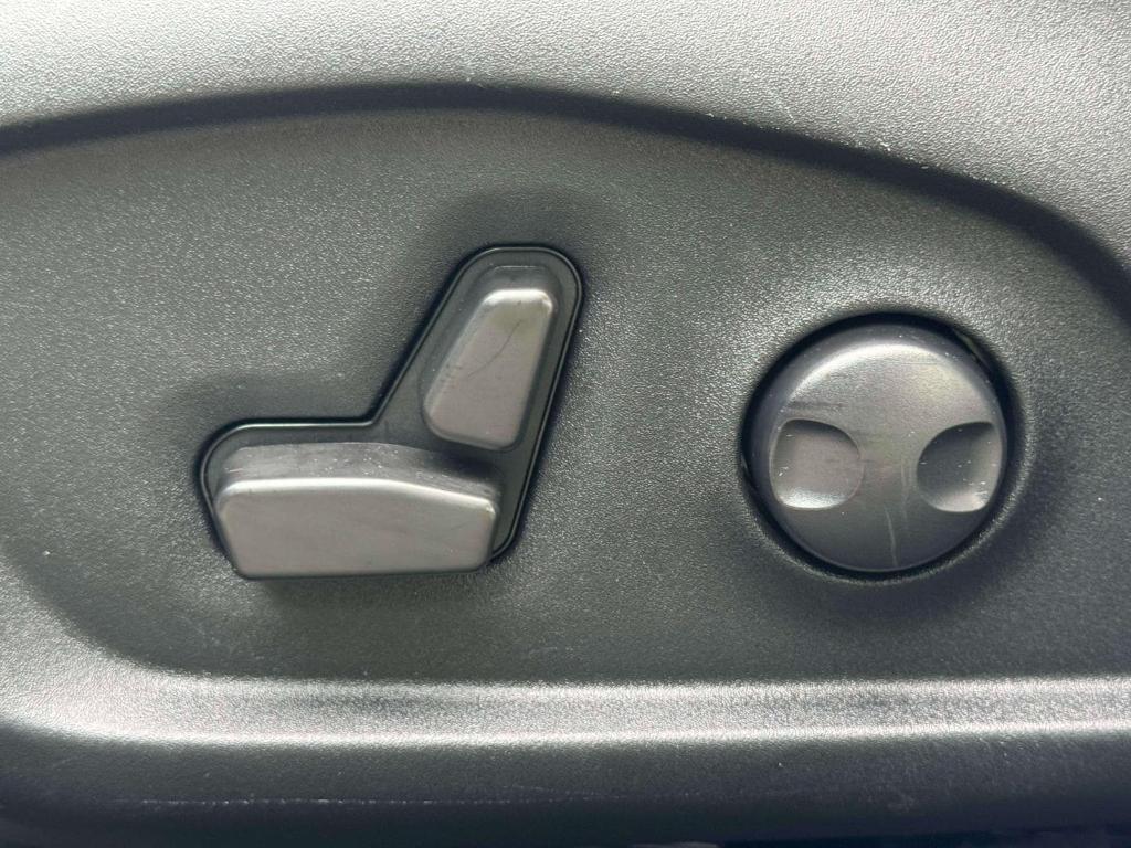 used 2022 Jeep Compass car, priced at $21,395