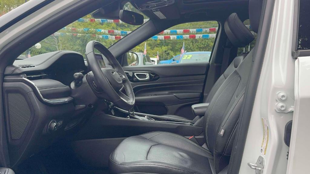 used 2022 Jeep Compass car, priced at $21,395
