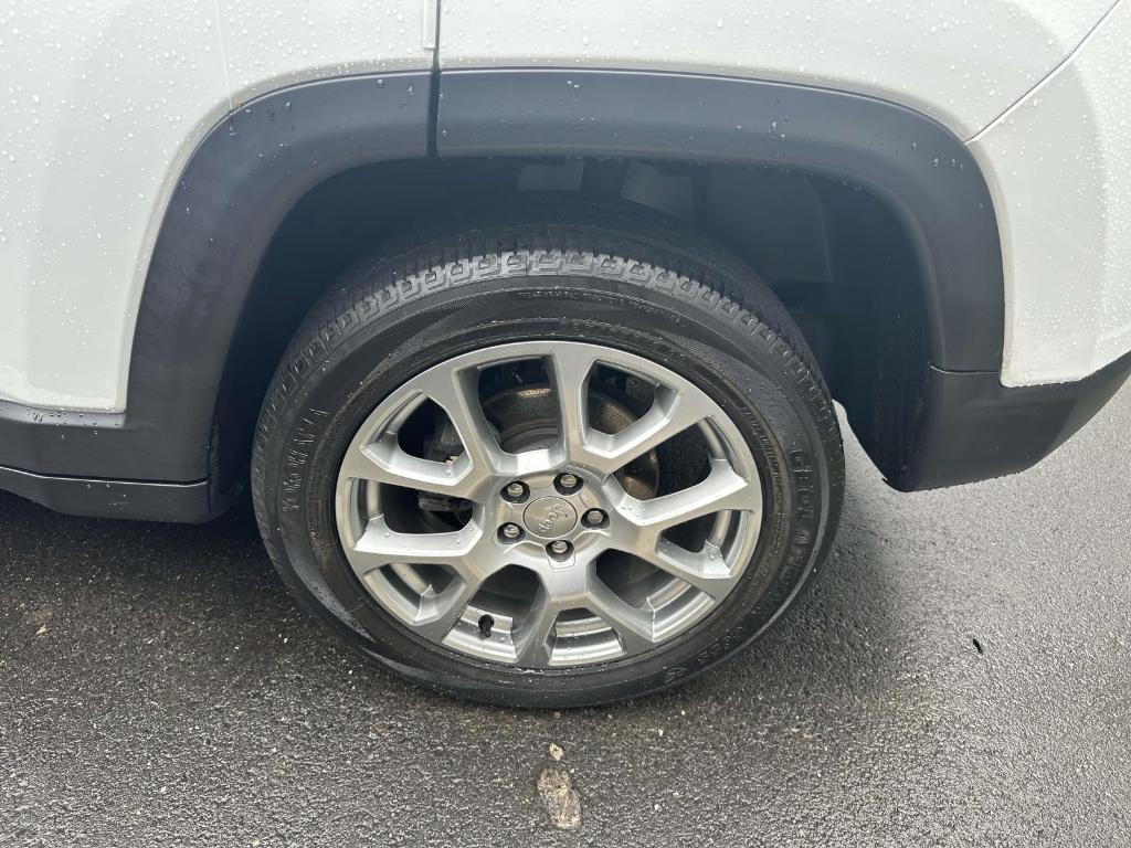 used 2022 Jeep Compass car, priced at $18,995