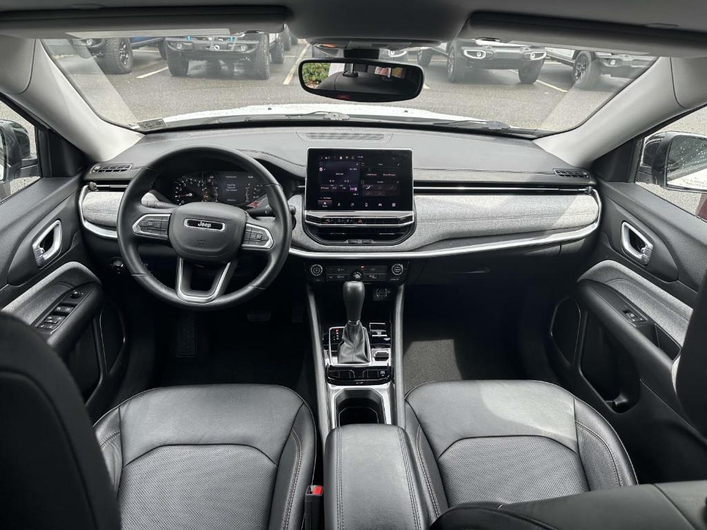 used 2022 Jeep Compass car, priced at $18,995