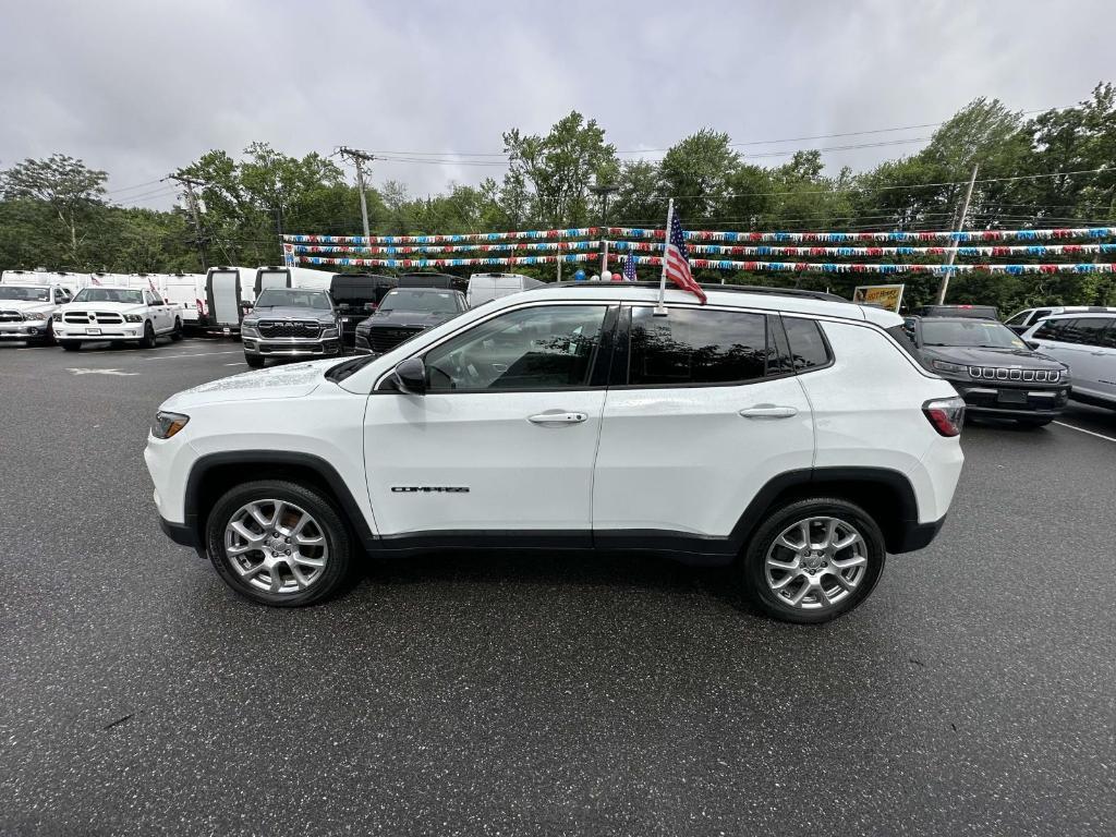 used 2022 Jeep Compass car, priced at $18,995