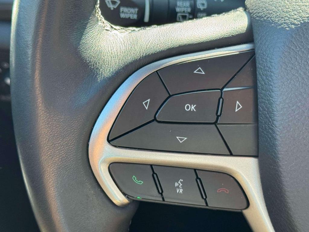 used 2019 Jeep Grand Cherokee car, priced at $20,995