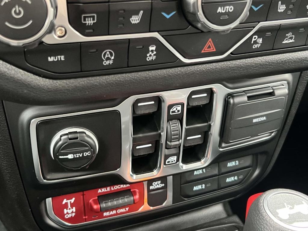 new 2026 Jeep Wrangler car, priced at $53,605