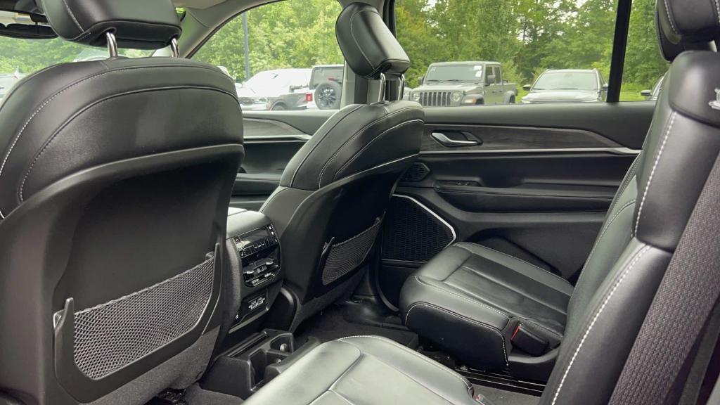used 2022 Jeep Grand Cherokee L car, priced at $31,995