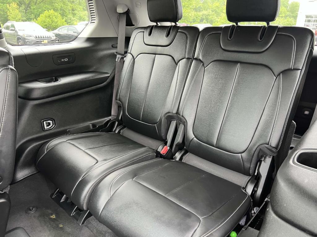 used 2022 Jeep Grand Cherokee L car, priced at $31,995