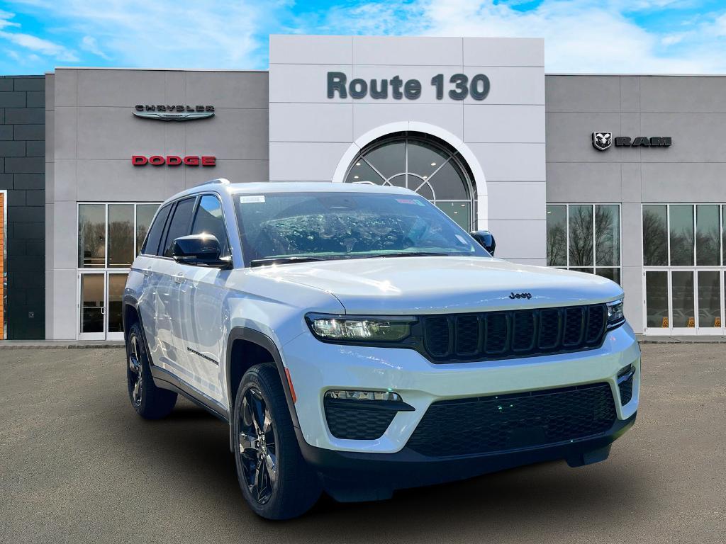 new 2025 Jeep Grand Cherokee car, priced at $50,840