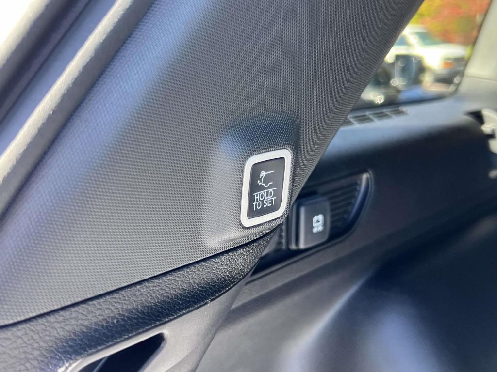 new 2025 Jeep Grand Cherokee car, priced at $50,840