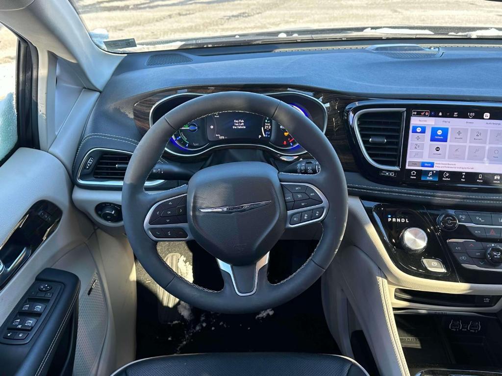 used 2022 Chrysler Pacifica Hybrid car, priced at $33,995