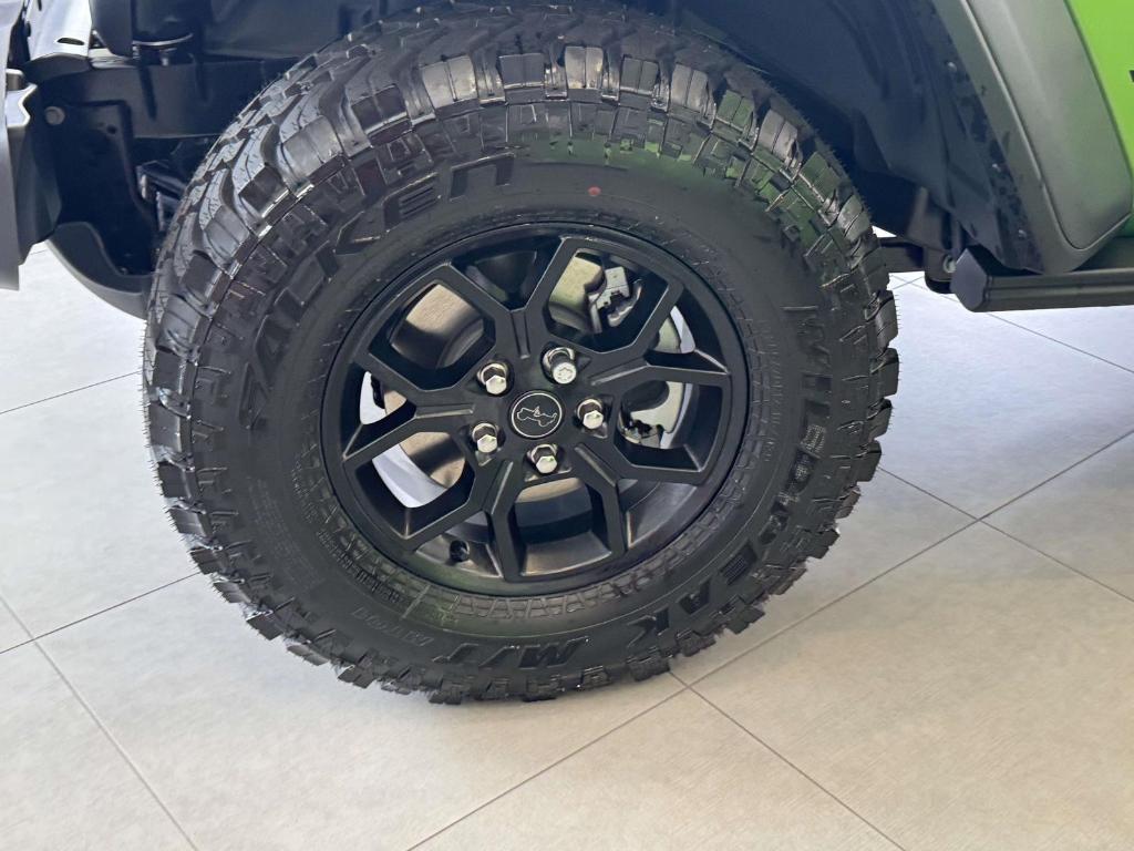 new 2025 Jeep Wrangler car, priced at $47,815