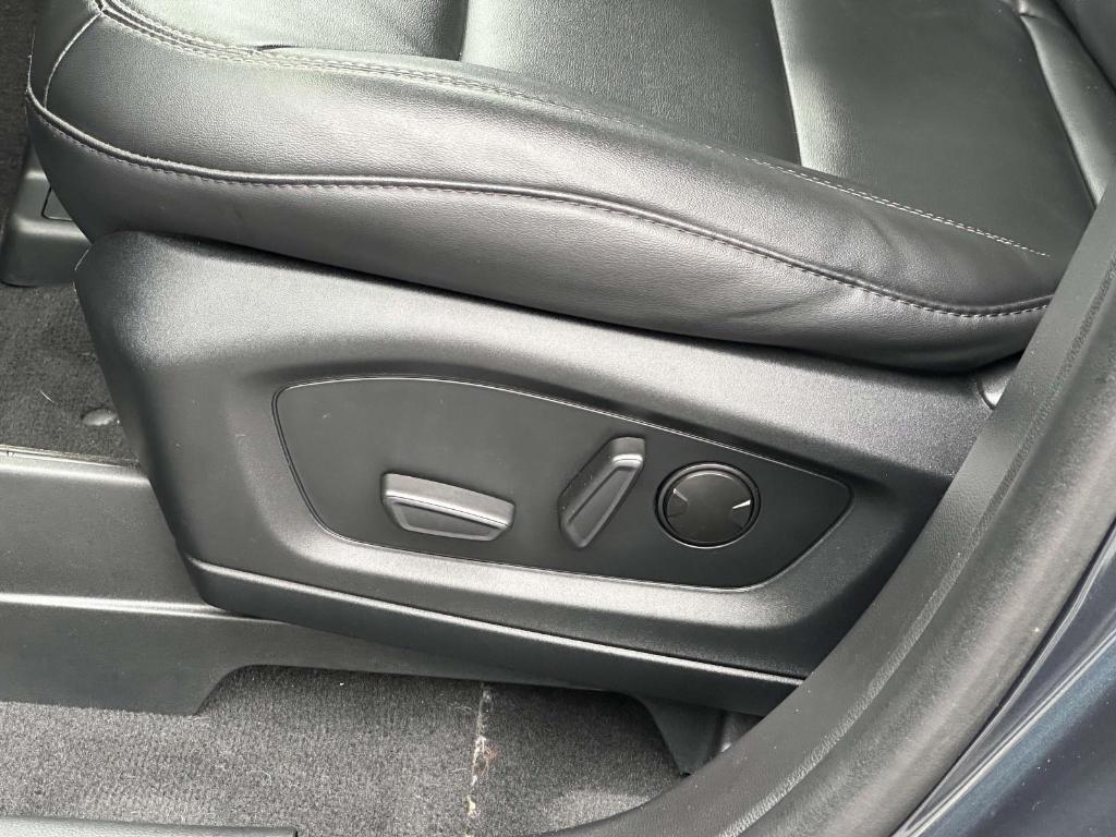 used 2022 Ford Explorer car, priced at $31,995