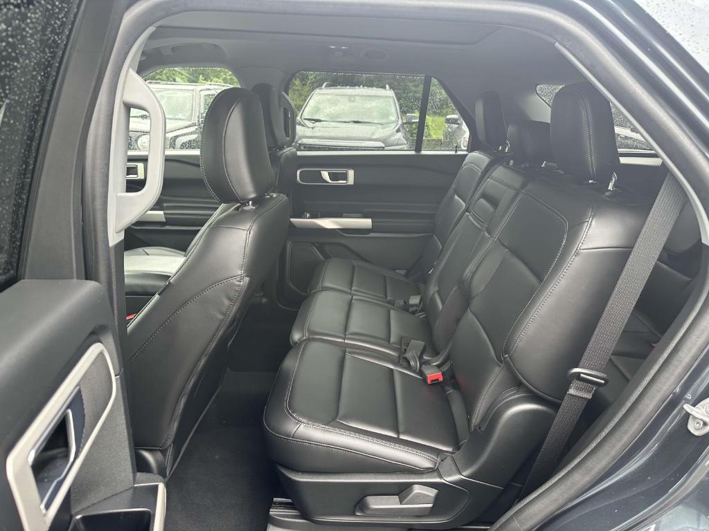 used 2022 Ford Explorer car, priced at $31,995