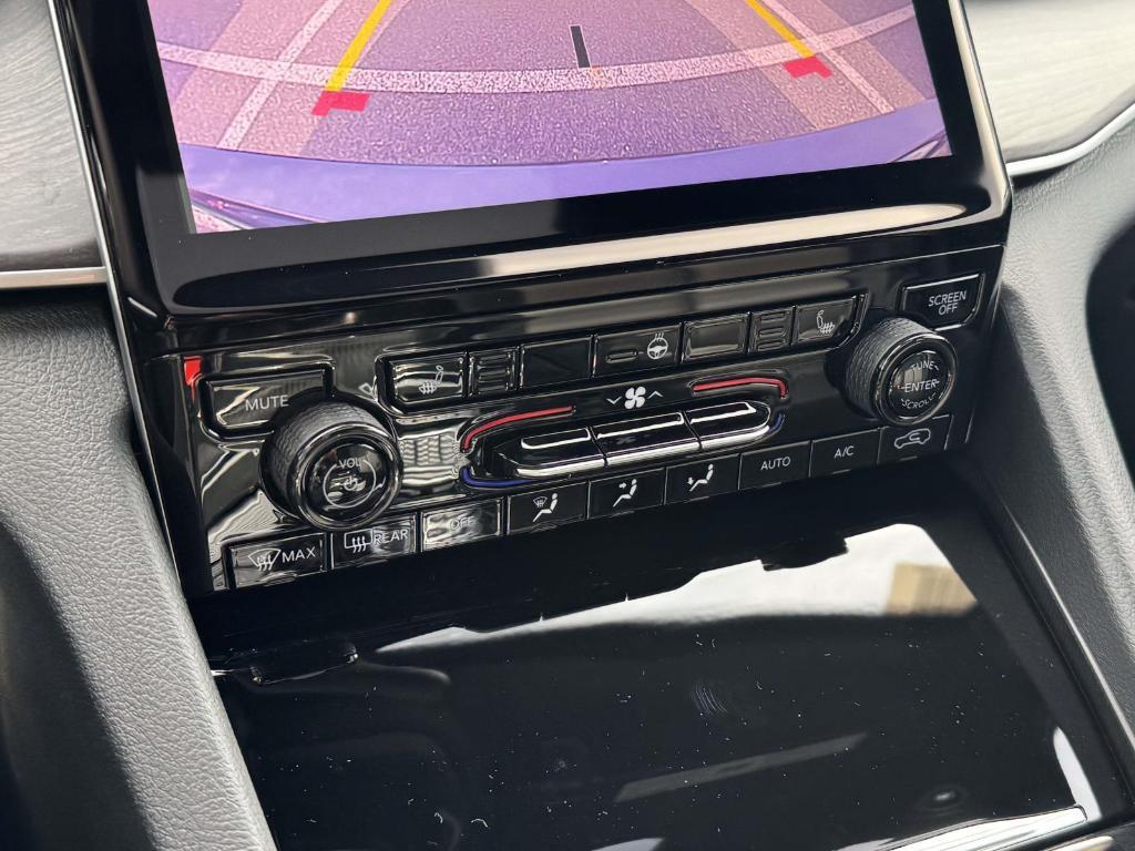 new 2025 Jeep Grand Cherokee L car, priced at $52,330