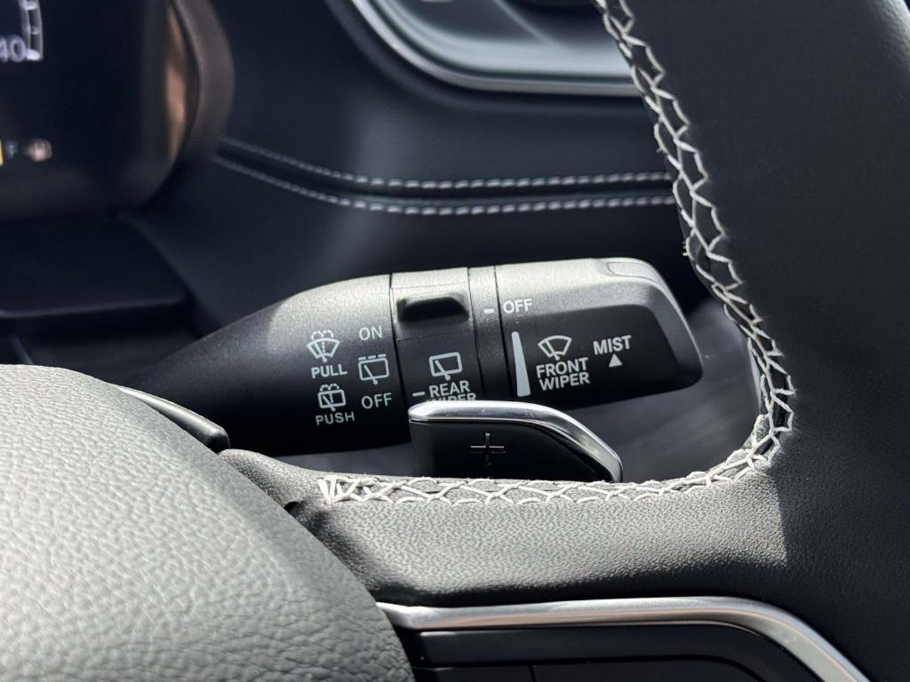 new 2025 Jeep Grand Cherokee L car, priced at $52,330