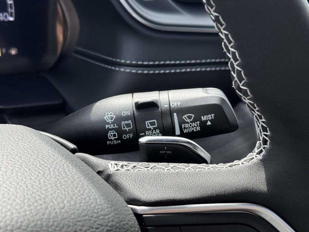 new 2025 Jeep Grand Cherokee L car, priced at $52,330