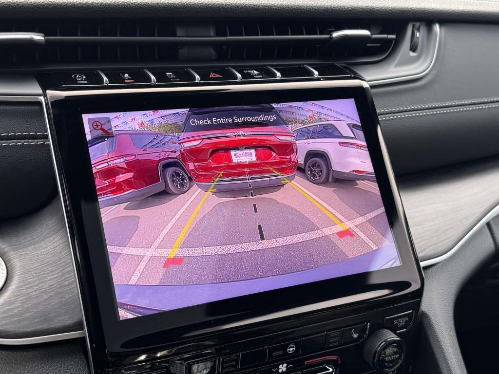 new 2025 Jeep Grand Cherokee L car, priced at $52,330