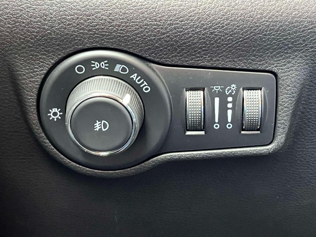 used 2022 Jeep Compass car, priced at $19,495