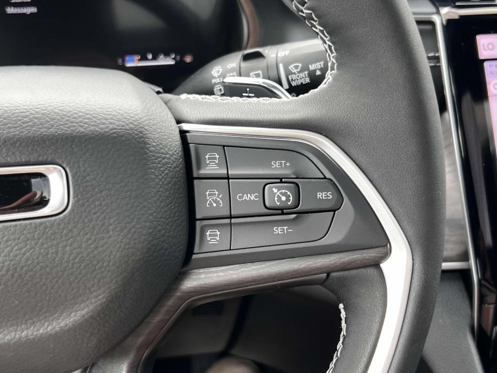 new 2025 Jeep Grand Cherokee L car, priced at $48,015