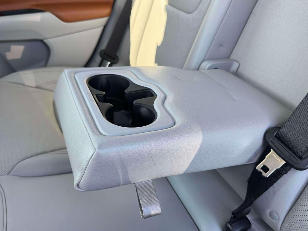 used 2022 Jeep Compass car, priced at $21,359