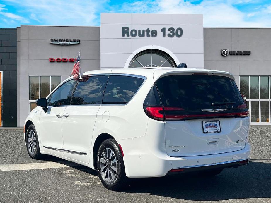 used 2023 Chrysler Pacifica Hybrid car, priced at $39,995