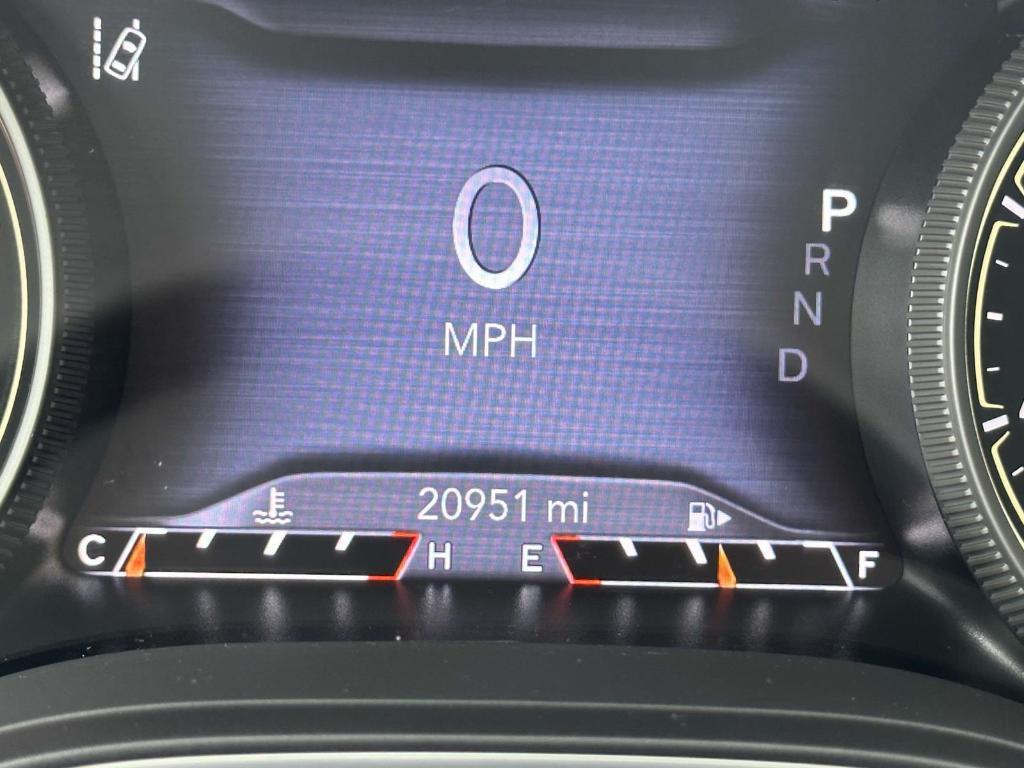 used 2022 Jeep Cherokee car, priced at $25,995