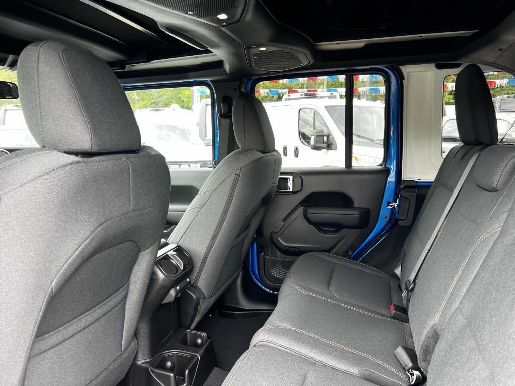 new 2025 Jeep Wrangler car, priced at $59,855
