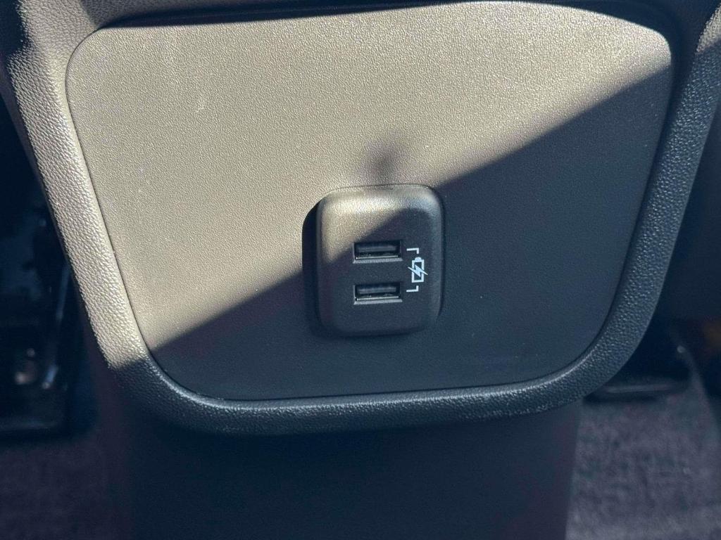 used 2024 Chevrolet Equinox car, priced at $22,795