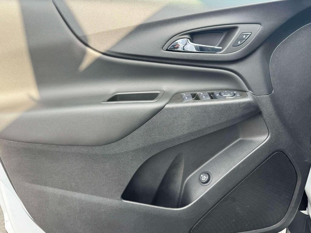 used 2024 Chevrolet Equinox car, priced at $22,795