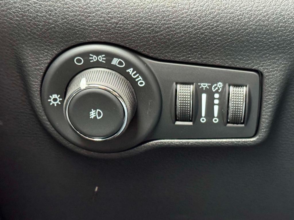 new 2026 Jeep Compass car, priced at $33,750