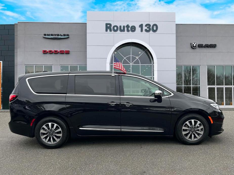 used 2023 Chrysler Pacifica Hybrid car, priced at $37,795