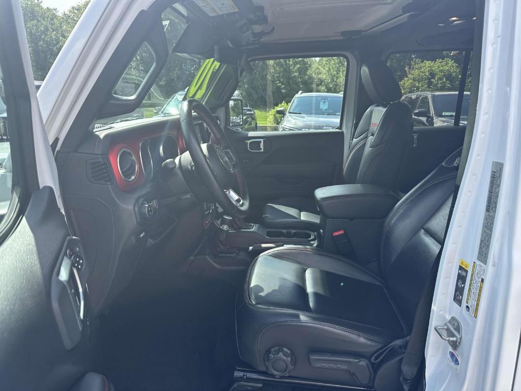 used 2020 Jeep Gladiator car, priced at $32,995