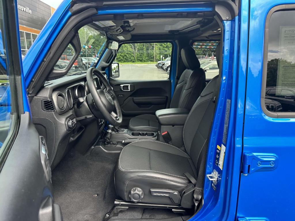 used 2021 Jeep Gladiator car, priced at $32,495