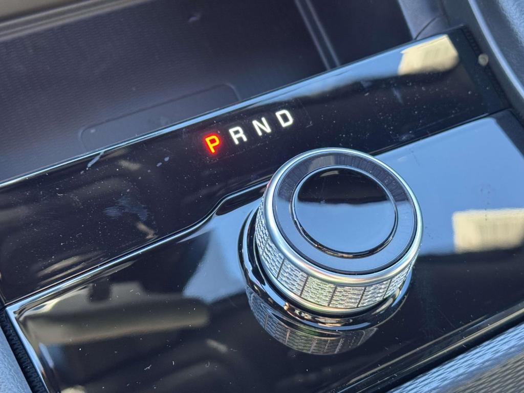 new 2025 Jeep Grand Cherokee car, priced at $45,300