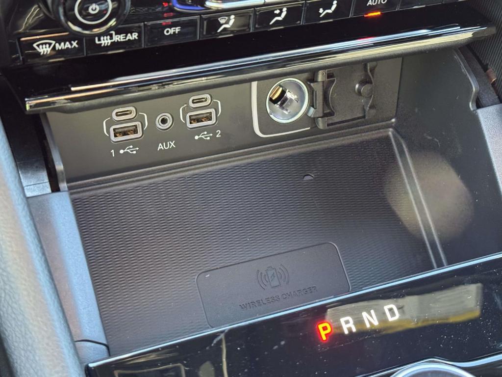 new 2025 Jeep Grand Cherokee car, priced at $45,300