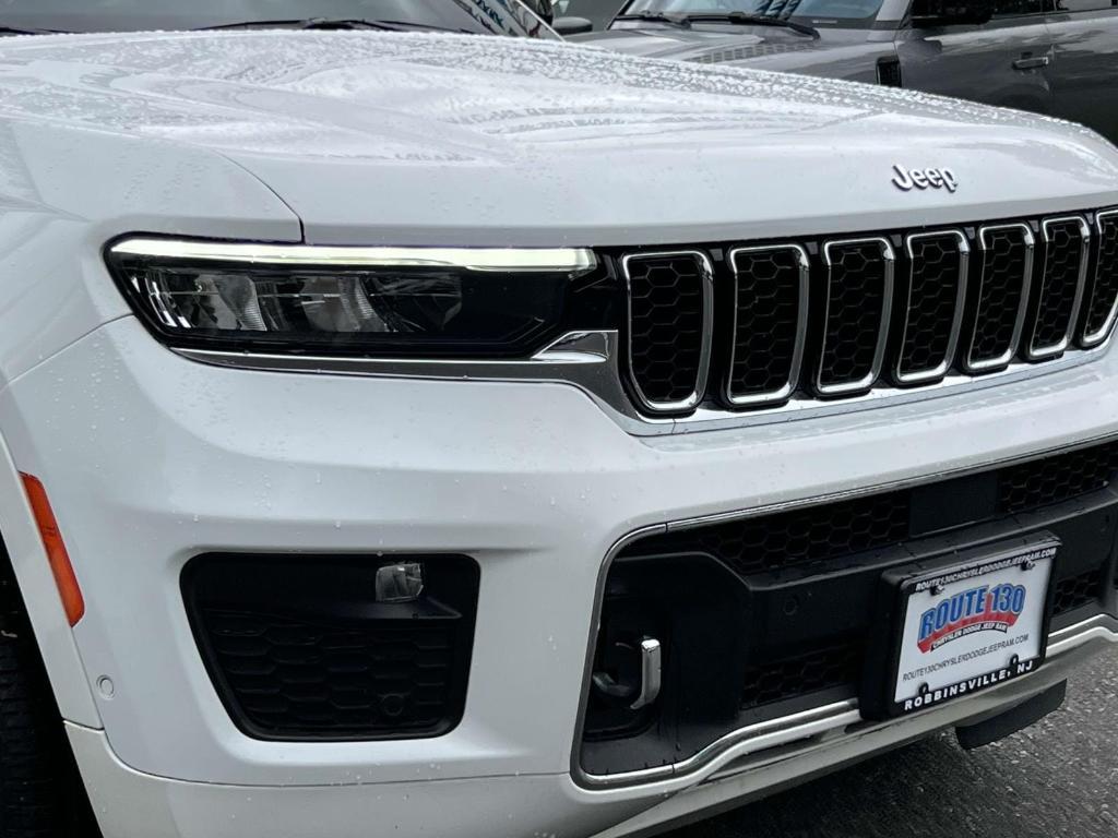 used 2022 Jeep Grand Cherokee car, priced at $35,395