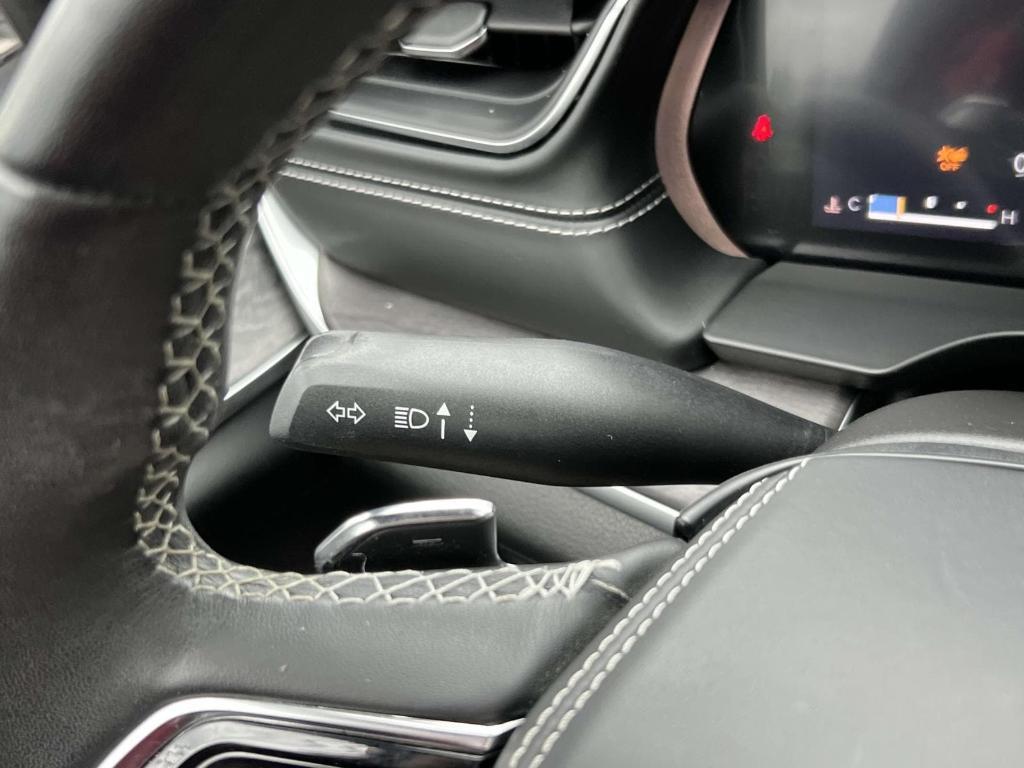 used 2022 Jeep Grand Cherokee car, priced at $34,495