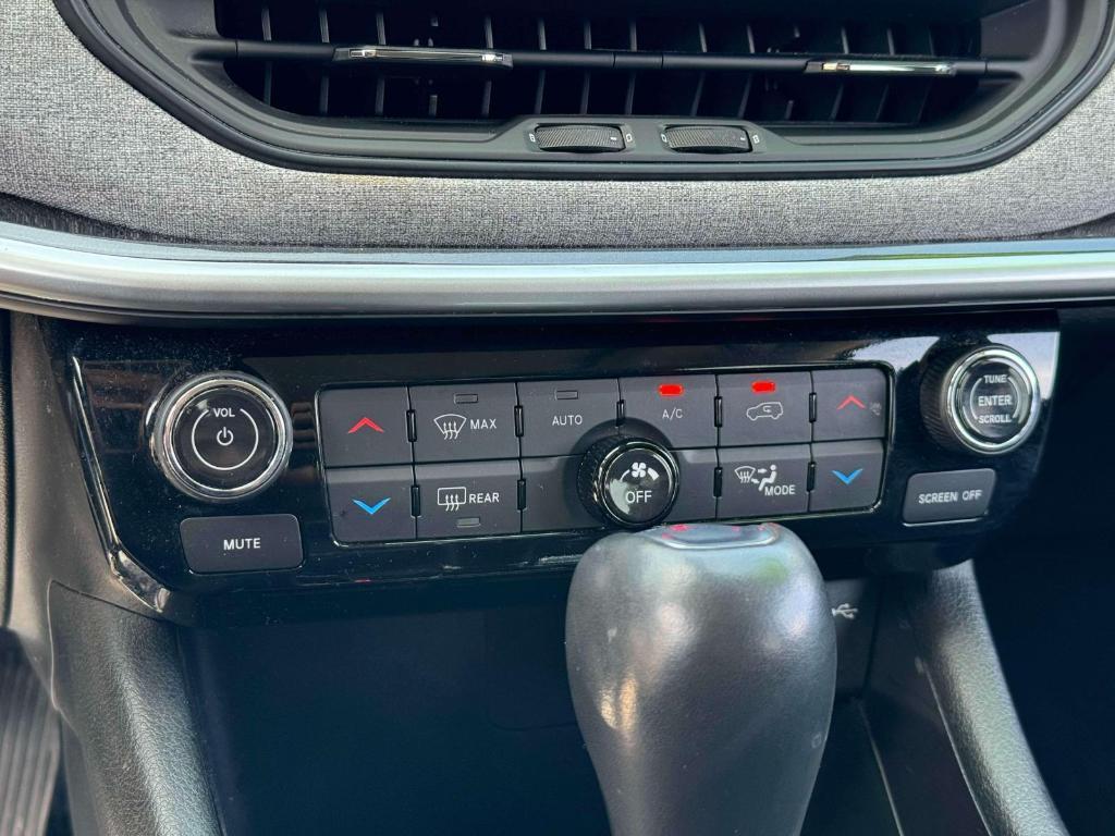 used 2022 Jeep Compass car, priced at $21,395