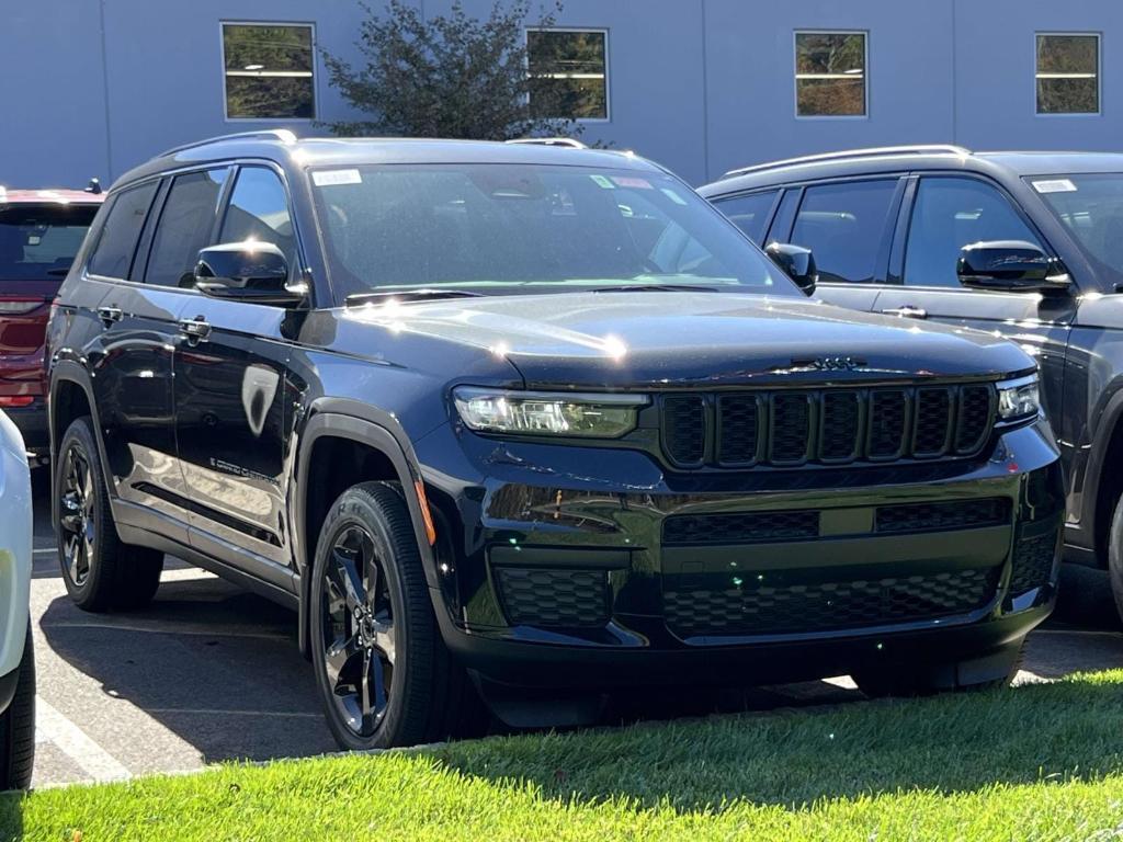 new 2025 Jeep Grand Cherokee L car, priced at $47,300