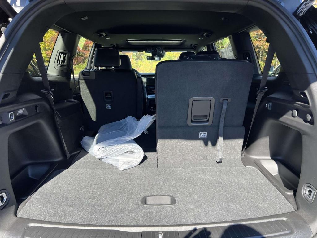 new 2025 Jeep Grand Cherokee L car, priced at $47,300